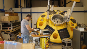 Maintenance of the oceanogrpahic station (buoy) in the laboratory
