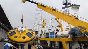Wavescan buoy is moving to R/V AEGAEO (May 2007)